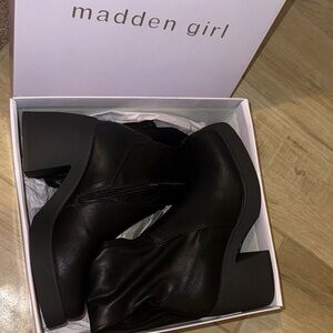Madden Girl Shoe Box